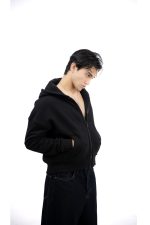 خرید سویشرت دورس باکسی گرم بالا مردانه مشکی از فروشگاه داریا فشن تولید کننده و فروشنده انواع سویشرت مردانه ، سویشرت زنانه ، سویشرت یونیسکس