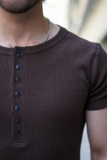 هنلی شرت کبریتی مردانه قهوه ای